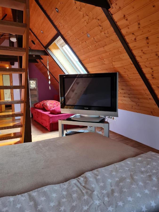 Ferienwohnung Fitness Entspannung Sauna Im Westerwald Derschen Εξωτερικό φωτογραφία